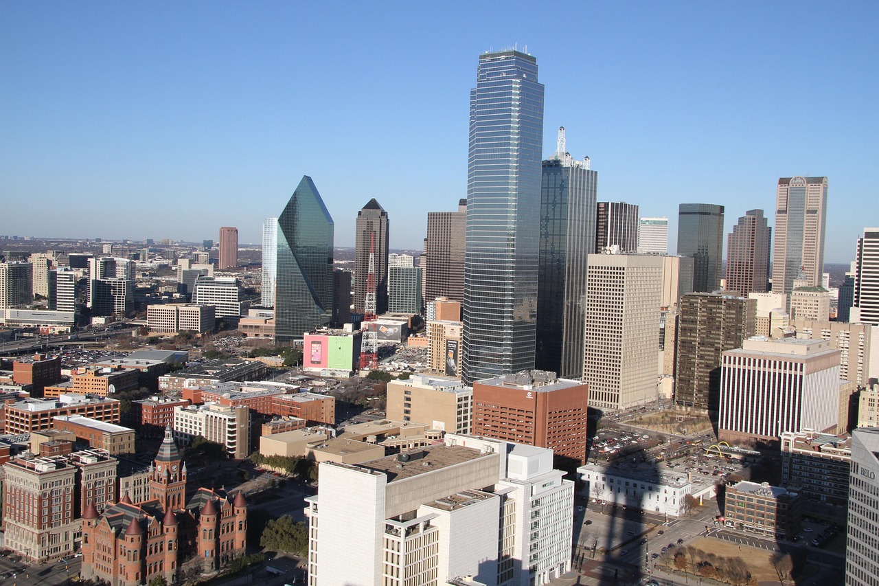 Image of the Dallas Skyline.